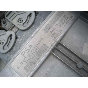 peugeot 206 berlina del año 2001