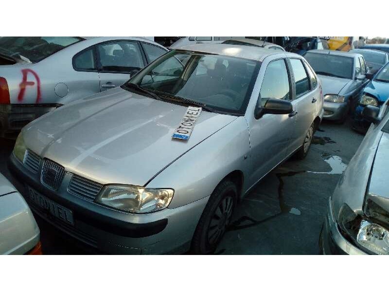 seat cordoba berlina (6k2) del año 1999