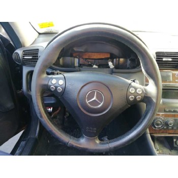 mercedes-benz clase c (w203) berlina del año 2004