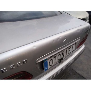 mercedes-benz clase e (w210) berlina diesel del año 2001