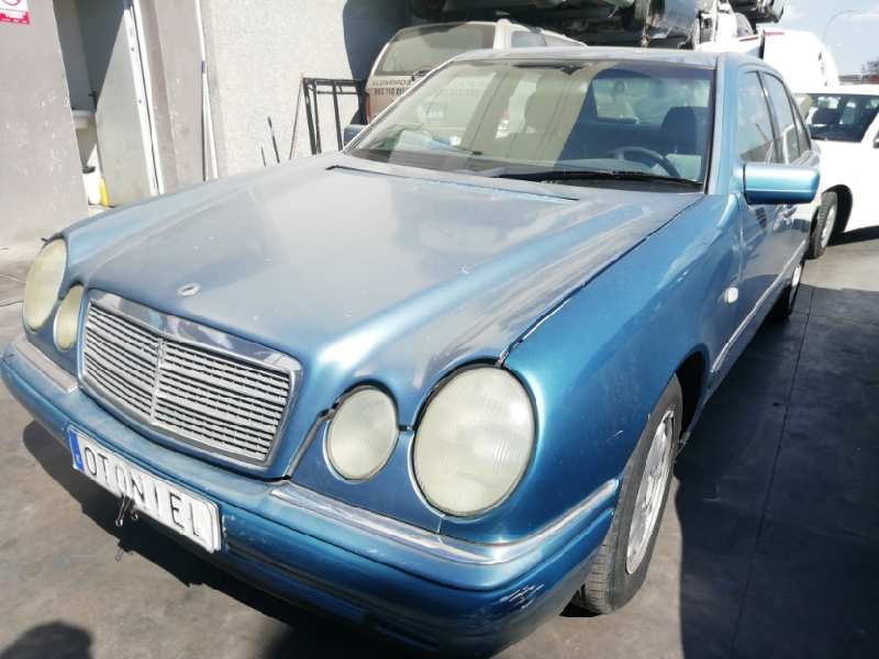 MERCEDES-BENZ CLASE E (W210) BERLINA DIESEL