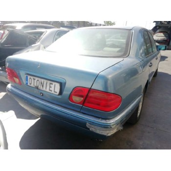 mercedes-benz clase e (w210) berlina diesel del año 1998