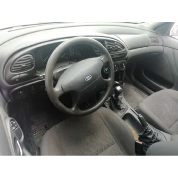 ford mondeo berlina (gd) del año 2000