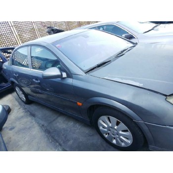 opel vectra c berlina del año 2003