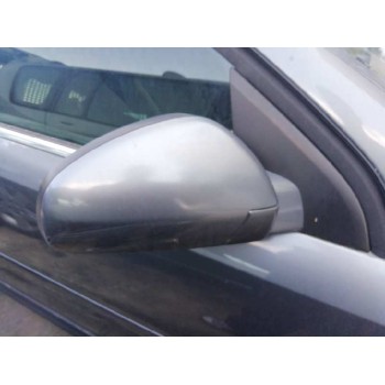 opel vectra c berlina del año 2003