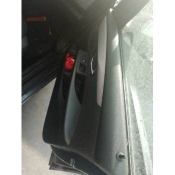 GUARNECIDO PUERTA DELANTERA DERECHA 