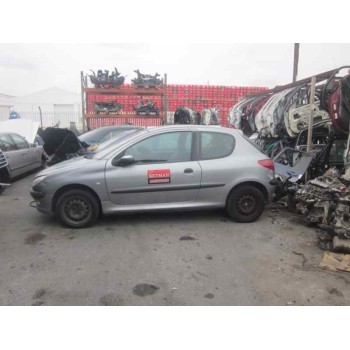 peugeot 206 berlina del año 2002