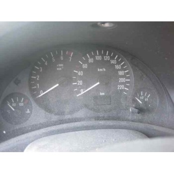 opel corsa c del año 2001