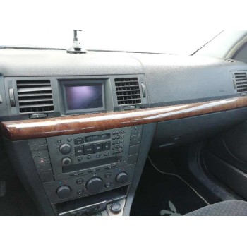 opel vectra c berlina del año 2003