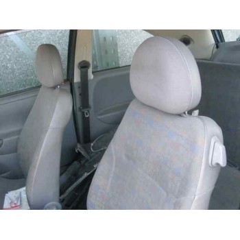 opel corsa c del año 2001