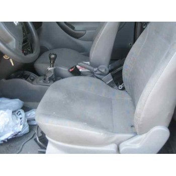 opel corsa c del año 2001