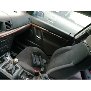 opel vectra c berlina del año 2003