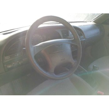 daewoo nubira berlina del año 2000