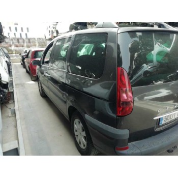 peugeot 807 del año 2004