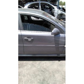 opel vectra c berlina del año 2004