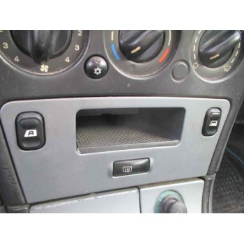 citroën xsara berlina del año 2003