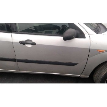 ford focus berlina (cak) del año 2000