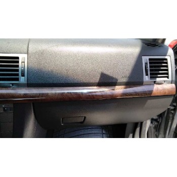 opel vectra c berlina del año 2004