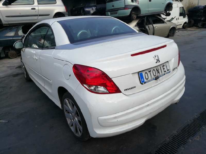 PEUGEOT 207 CC