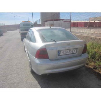 OPEL VECTRA B BERLINA