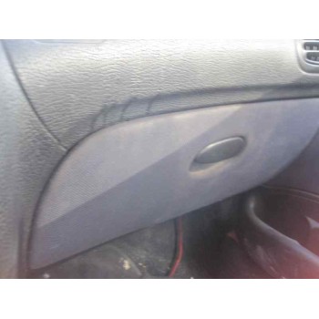 peugeot 206 berlina del año 2001