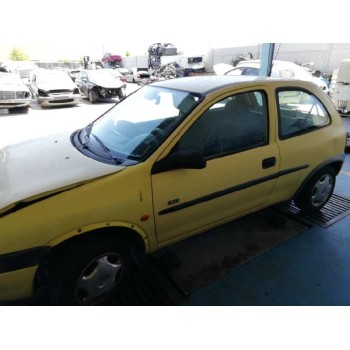 opel corsa b del año 2000