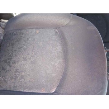 peugeot 206 berlina del año 2001