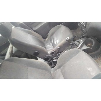 ford focus berlina (cak) del año 2000