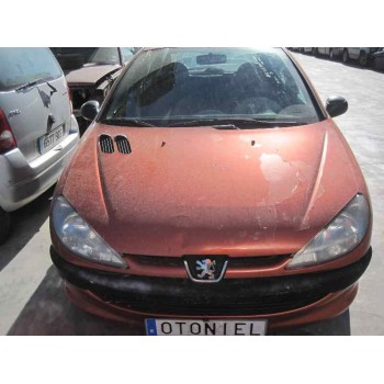 peugeot 206 berlina del año 2001