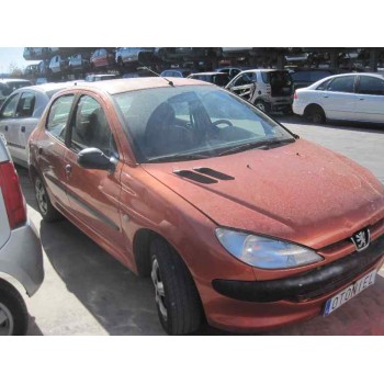 peugeot 206 berlina del año 2001