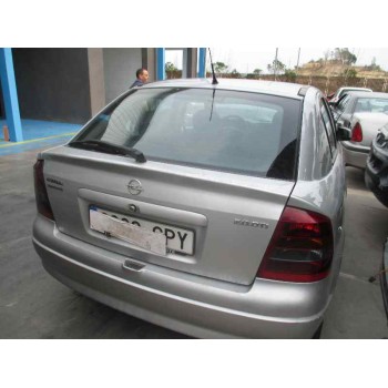opel astra g berlina del año 2003
