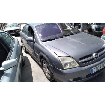 opel vectra c berlina del año 2004