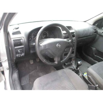 opel astra g berlina del año 2003