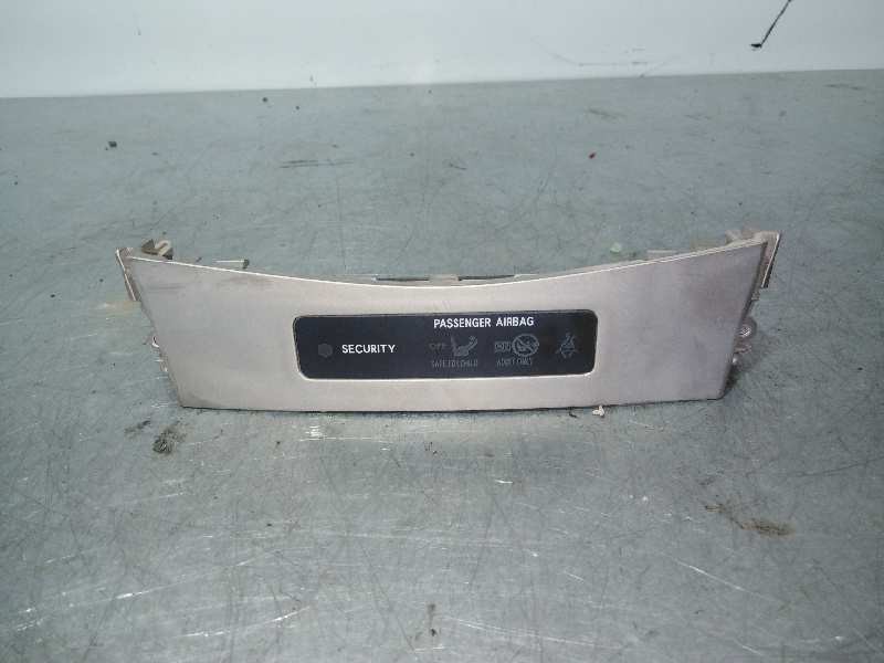 Recambio de display para toyota corolla (e15) 1.4 turbodiesel cat referencia OEM IAM 5554812110  5554812110