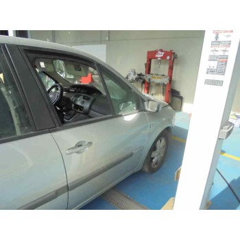 renault scenic ii del año 2005