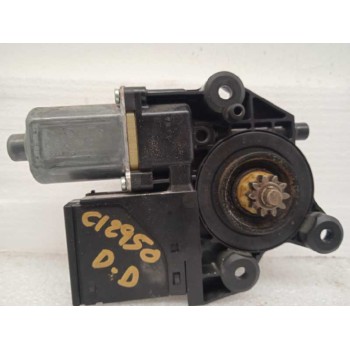 MOTOR ELEVALUNAS DELANTERO DERECHO 807301396R 0130822478 6 PINS 965368106