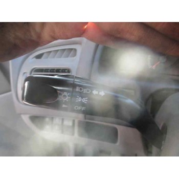 mazda 626 berlina (gf) del año 2001