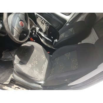 fiat fiorino del año 2015