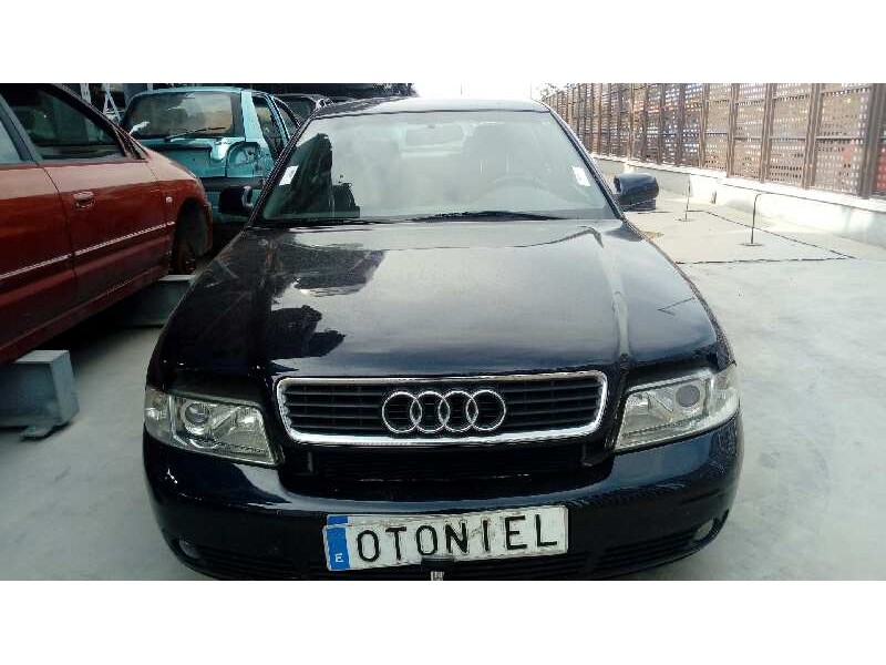 AUDI A4 BERLINA (B5)