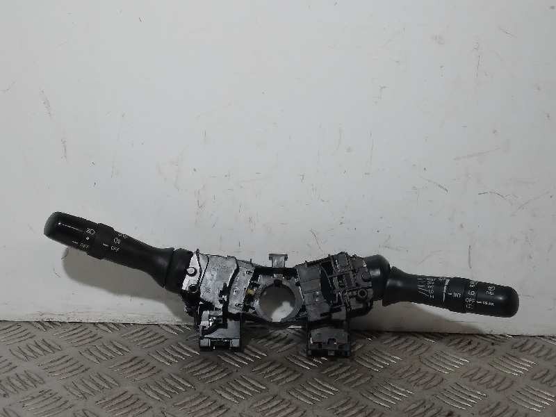 Recambio de mando multifuncion para toyota auris active referencia OEM IAM 17F001 17F144 