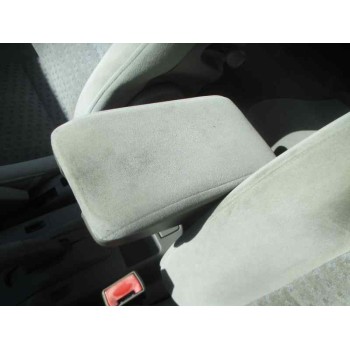 mazda 626 berlina (gf) del año 2001