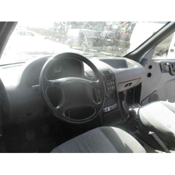 tata safari del año 2000