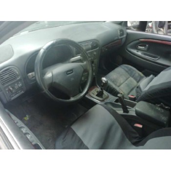 volvo s40 berlina del año 2003