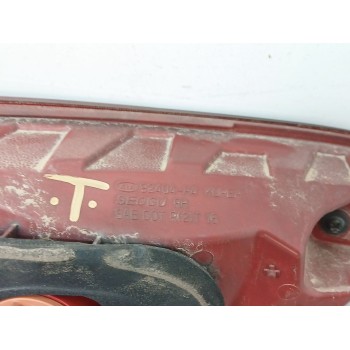 Recambio de piloto trasero derecho interior para kia carens iv 1.7 crdi referencia OEM IAM 92404A4500  