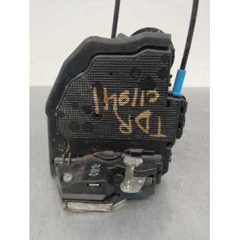 Recambio de cerradura puerta trasera derecha para toyota auris 1.4 turbodiesel cat referencia OEM IAM 6905002180 690500F030 4 CA