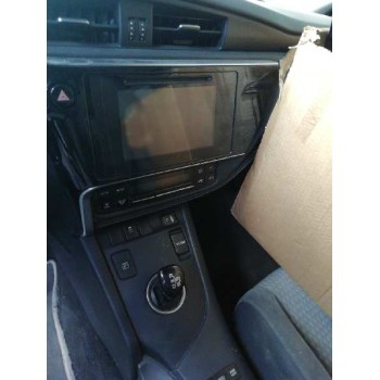 toyota auris del año 2018