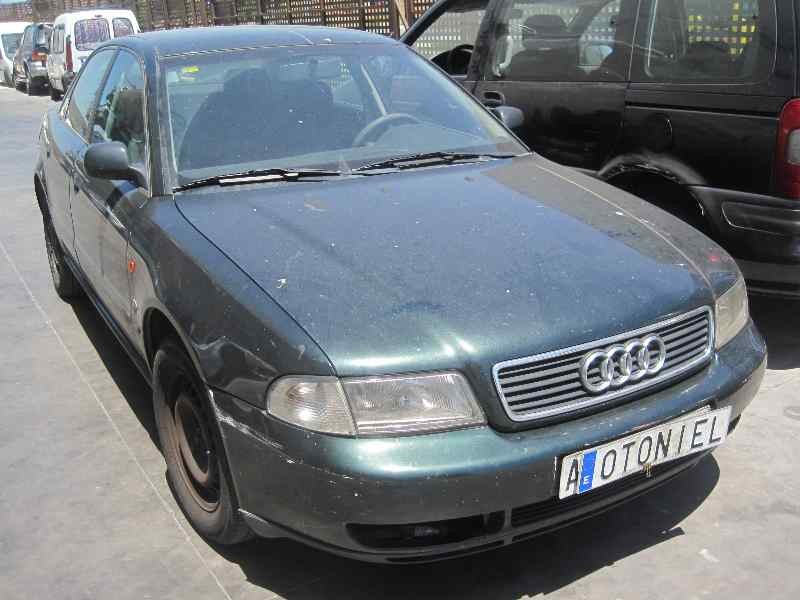 AUDI A4 BERLINA (B5)