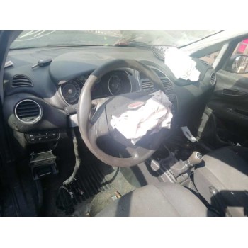 fiat punto (199) del año 2015