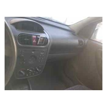 opel corsa c del año 2001