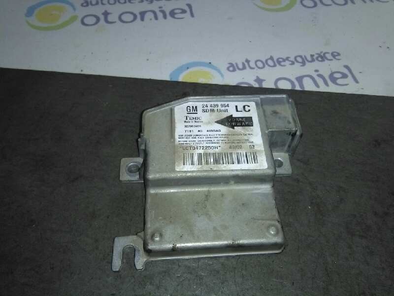 Recambio de centralita airbag para opel corsa c club referencia OEM IAM 24439954 24439954 